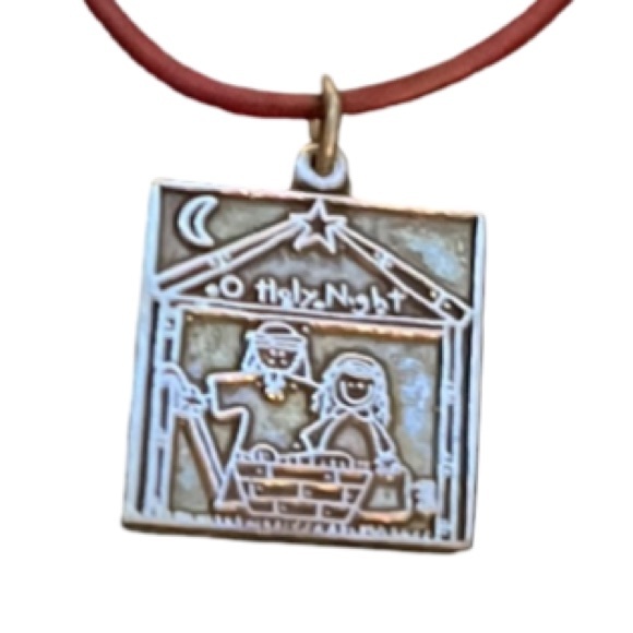 Vintage Holiday Sterling Silver Nativity Holy Night Jesus Birth Pendent Necklace - Picture 6 of 6